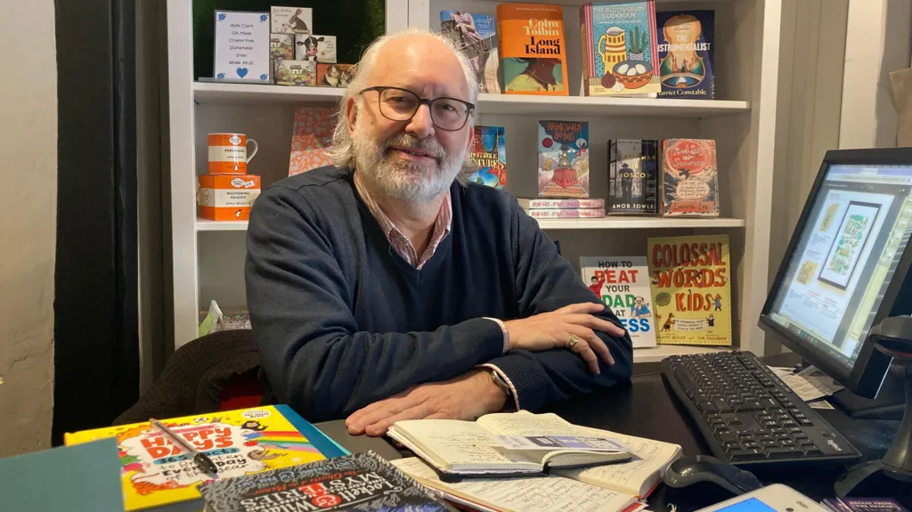 York: Mixed views over ‘largest independent bookshop’ arriving in city