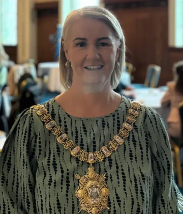 Dolly Parton: Belfast babies to benefit from Imagination Library