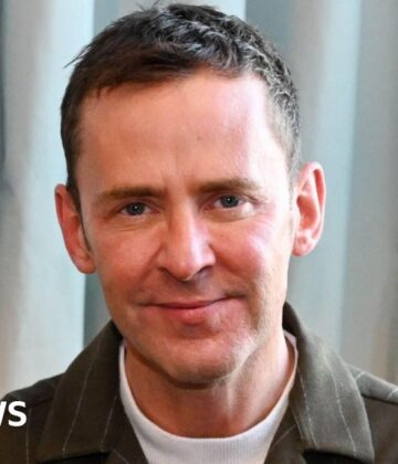 BBC knew about Scott Mills sexual offences investigation in 2017