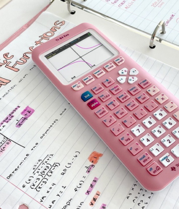 Texas Instruments TI-84 Evo Modernizes the Graphing Calculator